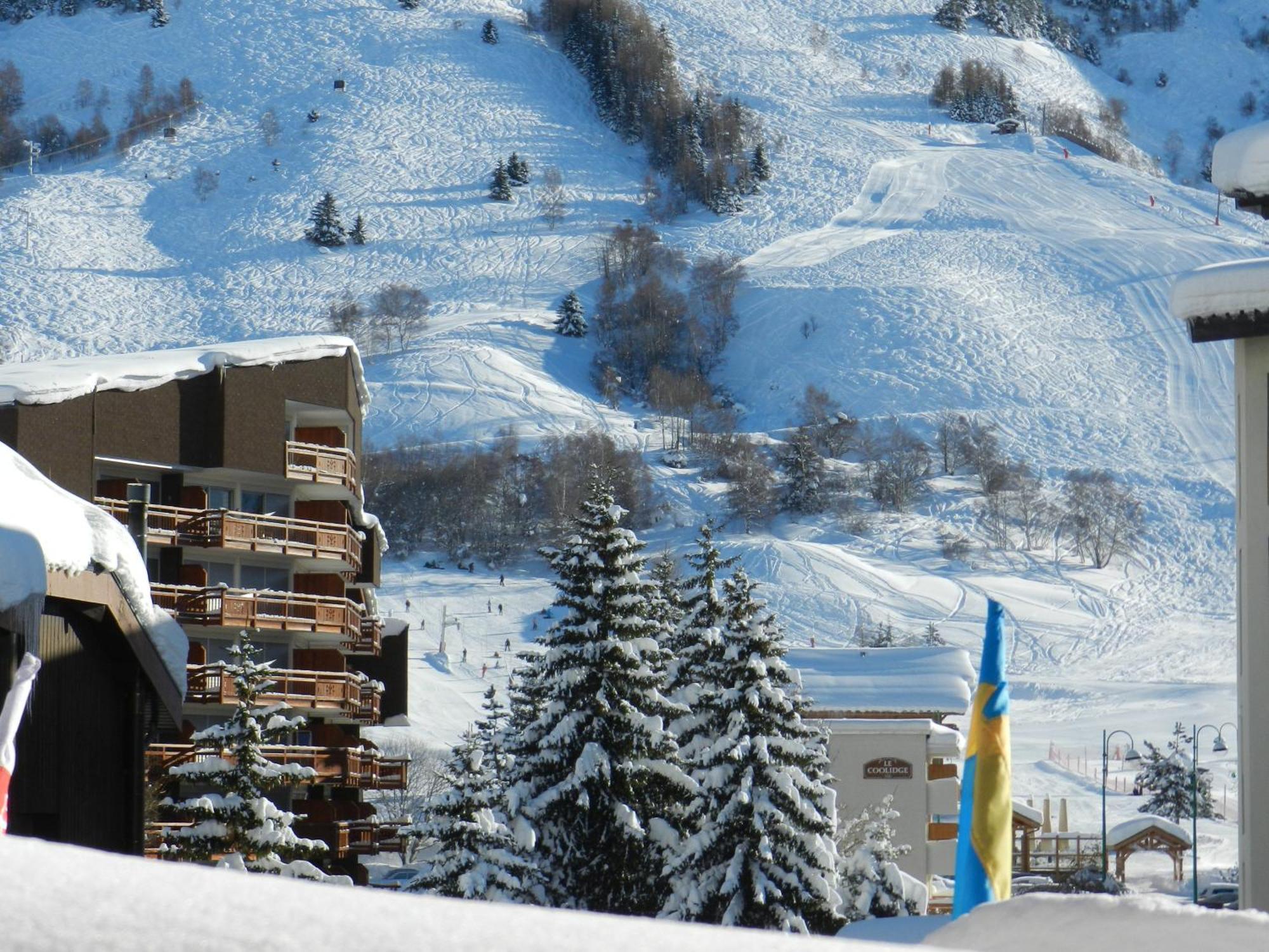Hotel Le Cairn Les Deux Alpes Exterior foto